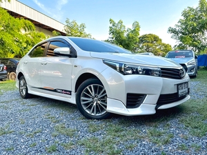 รถบ้าน รถมือสอง Toyota Corolla Altis 1.8 รุ่น E เกียร์ Auto ปี 2014 โดย หญิงรถบ้าน รถมือสองขอนแก่น ราคาถูก ผ่อนสบาย